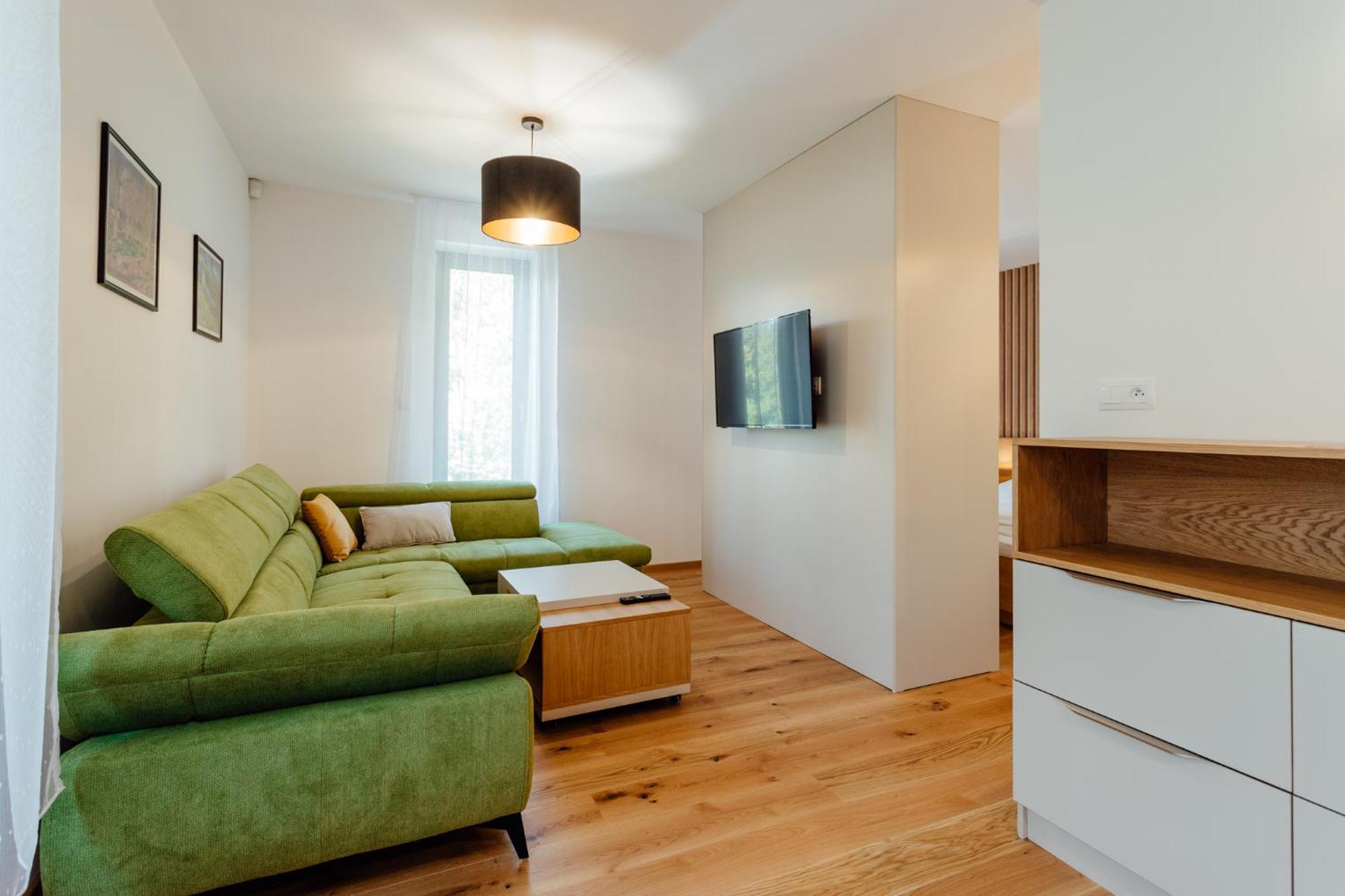 Budinski Apartmany & Wellness Liptovský Mikuláš エクステリア 写真